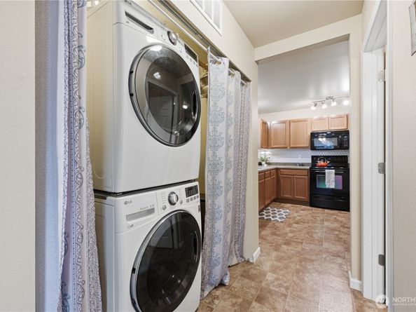 2208 116th Drive SE, Lake Stevens WA 98258