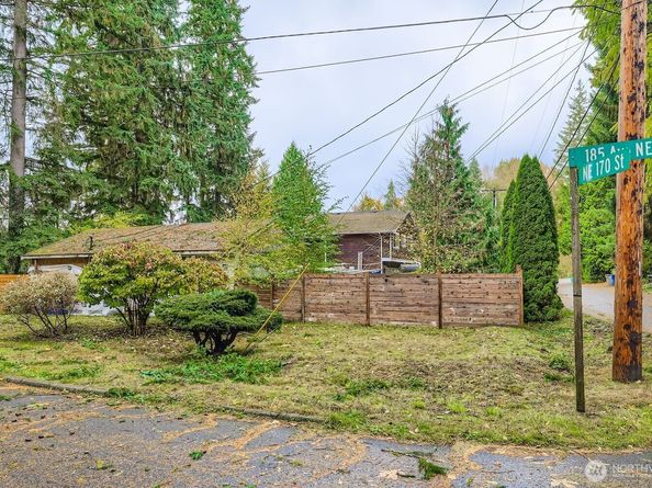 16955 185th Avenue NE, Woodinville WA 98072