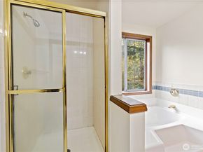 18721 NE 133rd Street, Woodinville WA 98072