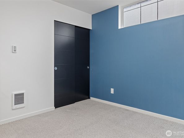 9221 Linden Avenue N A, Seattle WA 98103