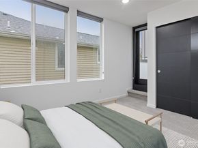 9221 Linden Avenue N A, Seattle WA 98103