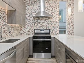 9221 Linden Avenue N A, Seattle WA 98103