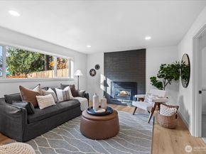 9533 Bowdoin Way, Edmonds WA 98020