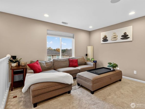 18847 SE 123rd Place, Renton WA 98058