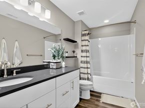 18847 SE 123rd Place, Renton WA 98058