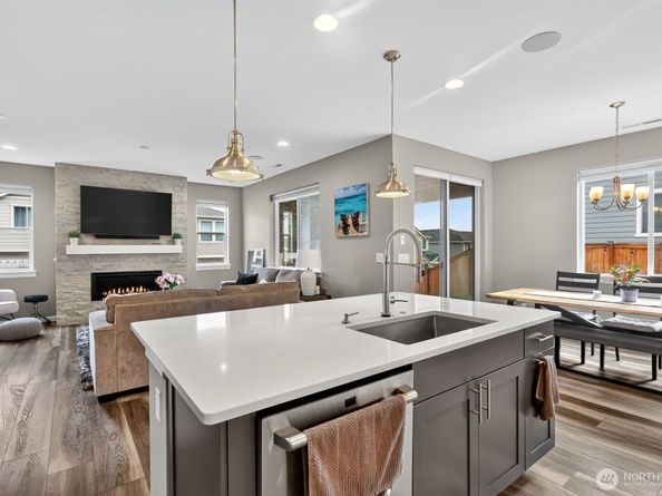 18847 SE 123rd Place, Renton WA 98058