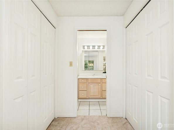 1820 175th Place NE, Bellevue WA 98008