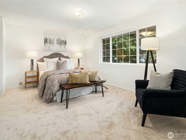 1820 175th Place NE, Bellevue WA 98008