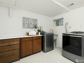 1820 175th Place NE, Bellevue WA 98008