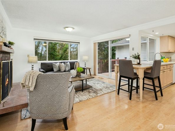 1820 175th Place NE, Bellevue WA 98008