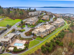 71 Pine Street 302, Edmonds WA 98020