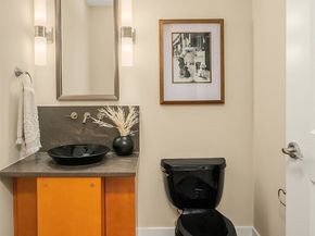 71 Pine Street 302, Edmonds WA 98020