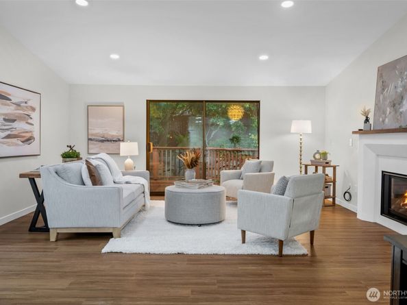 24827 9th Place S, Des Moines WA 98198