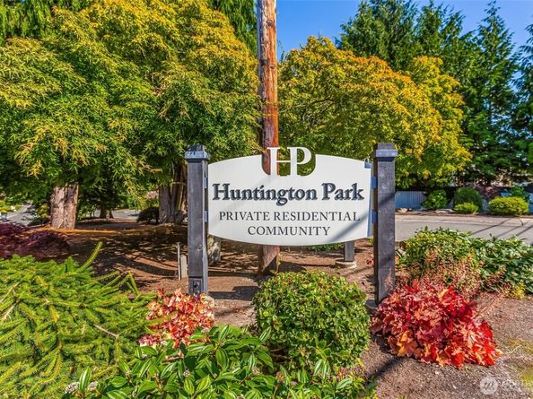 24827 9th Place S, Des Moines WA 98198