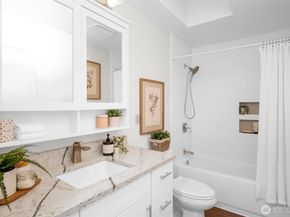 24827 9th Place S, Des Moines WA 98198