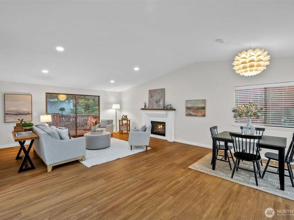 24827 9th Place S, Des Moines WA 98198