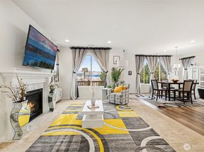 1031 133RD Place SW 8, Everett WA 98204