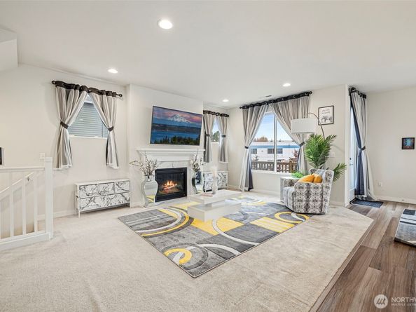 1031 133RD Place SW 8, Everett WA 98204