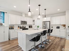 1031 133RD Place SW 8, Everett WA 98204