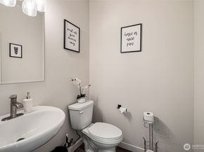 1031 133RD Place SW 8, Everett WA 98204