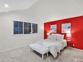 18391 NE 97th Court, Redmond WA 98052