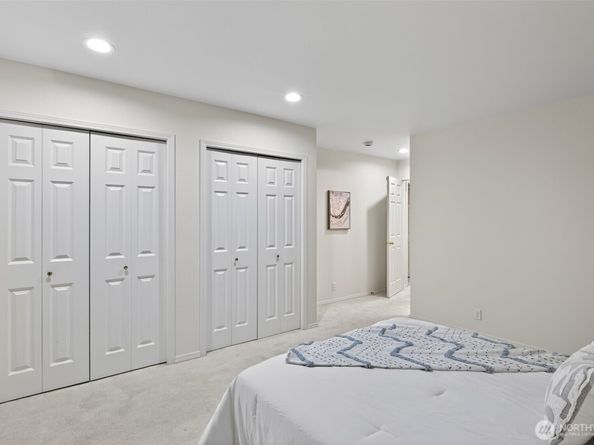 18391 NE 97th Court, Redmond WA 98052