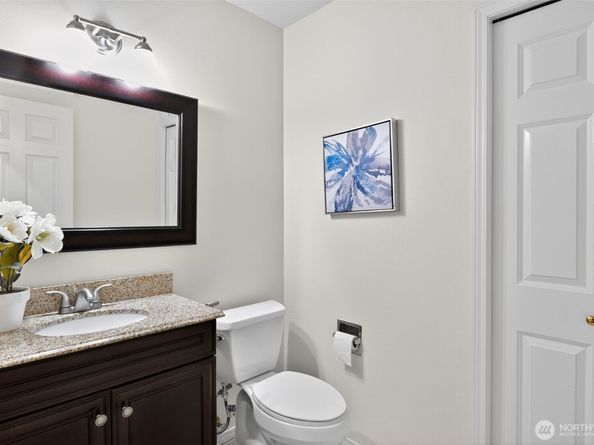 18391 NE 97th Court, Redmond WA 98052