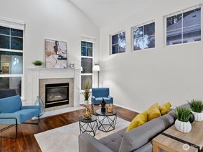 18391 NE 97th Court, Redmond WA 98052