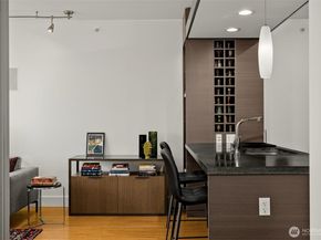 820 Blanchard Street 1301, Seattle WA 98121