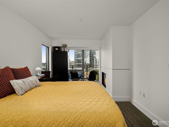 820 Blanchard Street 1301, Seattle WA 98121