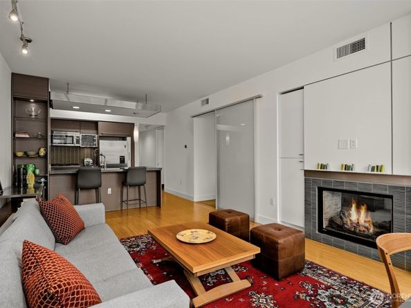 820 Blanchard Street 1301, Seattle WA 98121