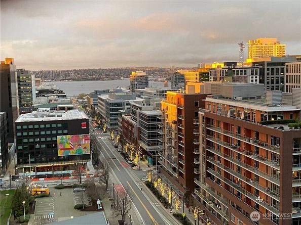 820 Blanchard Street 1301, Seattle WA 98121