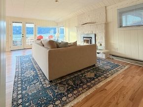 27728 Manzanita Beach Rd SW, Vashon WA 98070