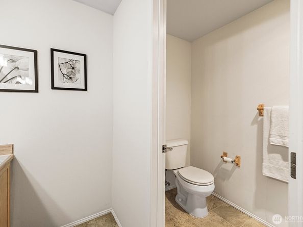 1692 118th Avenue SE A203, Bellevue WA 98005