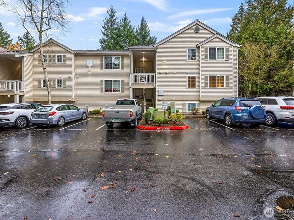 1692 118th Avenue SE A203, Bellevue WA 98005