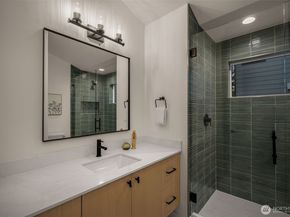 809 W Armour Street, Seattle WA 98119