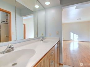 4322 29th Avenue W, Seattle WA 98199