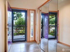 4322 29th Avenue W, Seattle WA 98199