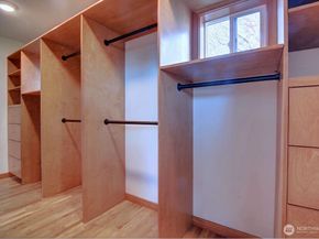 4322 29th Avenue W, Seattle WA 98199