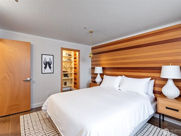 4300 NE Sunset Blvd D1, Renton WA 98059