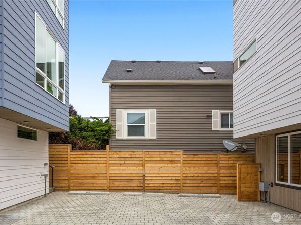 1625 B 21st Avenue, Seattle WA 98122