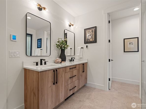 8007 131st Place NE, Kirkland WA 98033