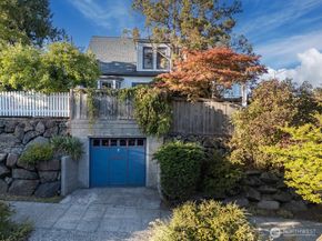932 N 70th Street, Seattle WA 98103