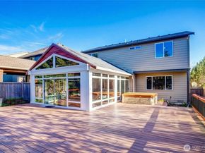 9327 Satterlee Avenue SE, Snoqualmie WA 98065