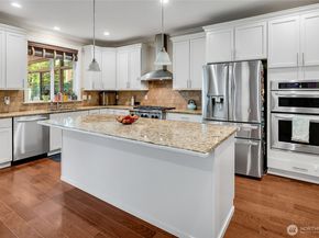 9327 Satterlee Avenue SE, Snoqualmie WA 98065