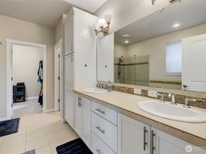 9327 Satterlee Avenue SE, Snoqualmie WA 98065