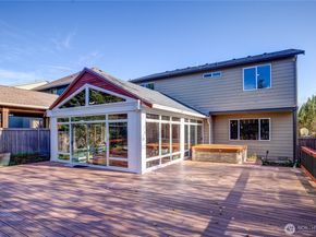 9327 Satterlee Avenue SE, Snoqualmie WA 98065