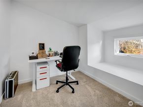 9327 Satterlee Avenue SE, Snoqualmie WA 98065