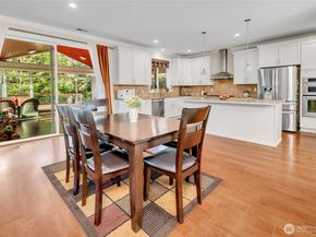 9327 Satterlee Avenue SE, Snoqualmie WA 98065