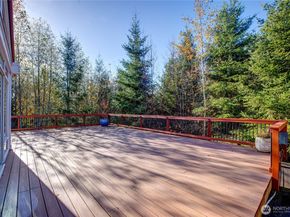 9327 Satterlee Avenue SE, Snoqualmie WA 98065